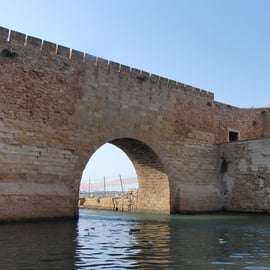 Brindisi: Castello Alfonsino Transfer + Eintrittskarte + Audioguide Brindisi