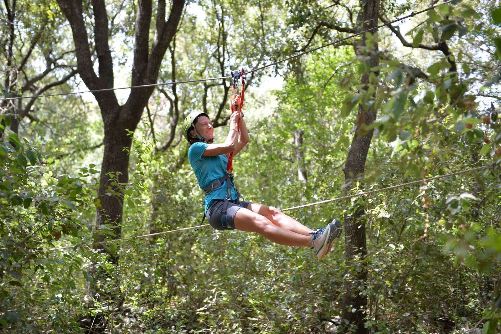 Ostuni Adventure Park : aventure dans les arbres et marche nordique dans la forêt