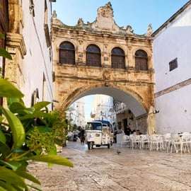 Ostuni: Passeio de Ape Calessino para descobrir a Cidade Branca