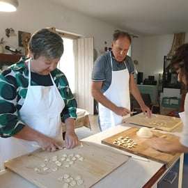Ostuni: Pasta kochen mit einer einheimischen Familie auf dem Lande!