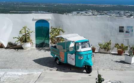 Ostuni 30-Minute Classic Italian Ape Calessino Tour
