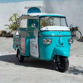 Ostuni 30-Minute Classic Italian Ape Calessino Tour
