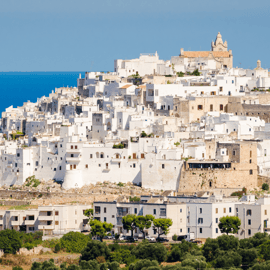 Ostuni: tour privato a piedi della città con guida locale