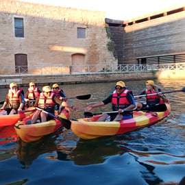 Brindisi: 2 Stunden Kajak oder Stand Up Paddle mieten