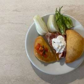 Ostuni: cooking class for fried panzerotti and puccitedde