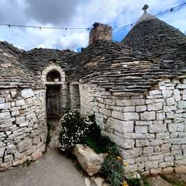 Brindisi: Alberobello, Ostuni Tour for Cruise Ship Passengers