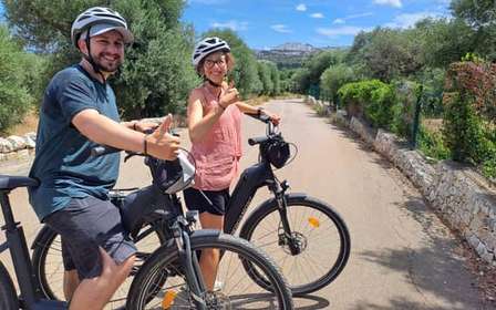 Ostuni: wycieczka rowerowa z kieliszkiem wina i bruschettą